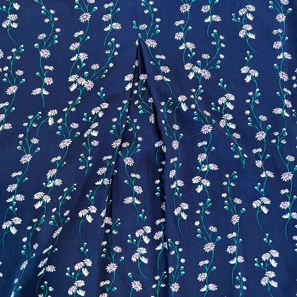 Draper James Daisy Print 100% Rayon Hi-Low V-Neck Blouse 4 - Picture 4 of 5